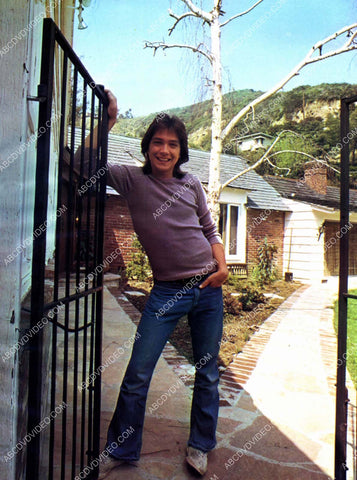 David Cassidy at the gate to his home 8b20-17894