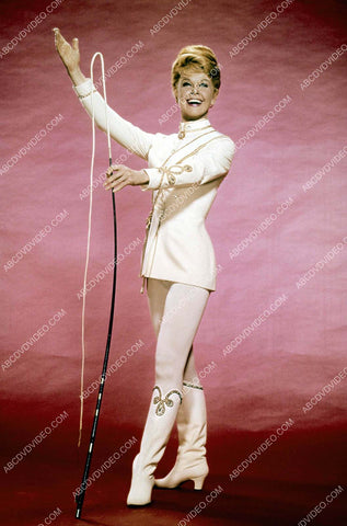 Doris Day as circus ring master 8b20-18222