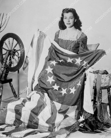 Gail Russell making an American Flag 8b20-18363