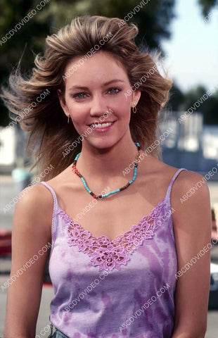 beautiful Heather Locklear outdoors portrait 8b20-18416