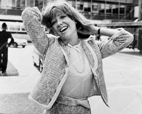 Hayley Mills enjoying vacation 8b20-18450