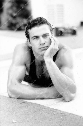 handsome Jon-Erik Hexum in the swimming pool 8b20-18656