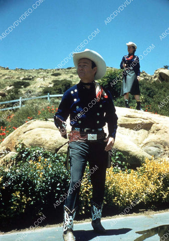Roy Rogers Dale Evans ready for action 8b20-18928