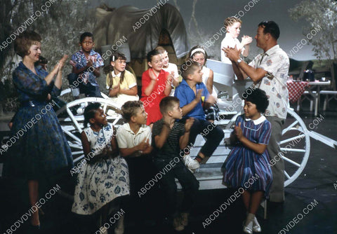 Dale Evans Roy Rogers and a bunch of kids TV special I think 8b20-18950