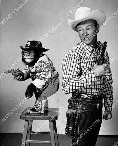 Roy Rogers and monkey to take ten paces, turn and fire 8b20-18988