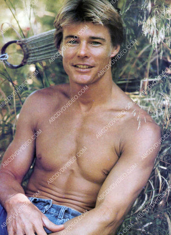 rugged and shirtless Jan-Michael Vincent 8b20-19117