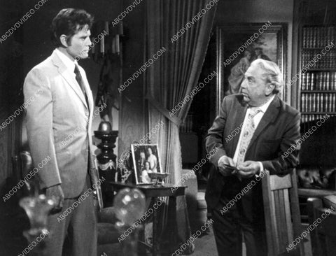 Jack Lord and guest star TV Hawaii 5-O 8b20-19148