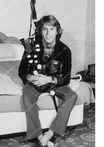 Andy Gibb with a set of bagpipes 8b20-2042