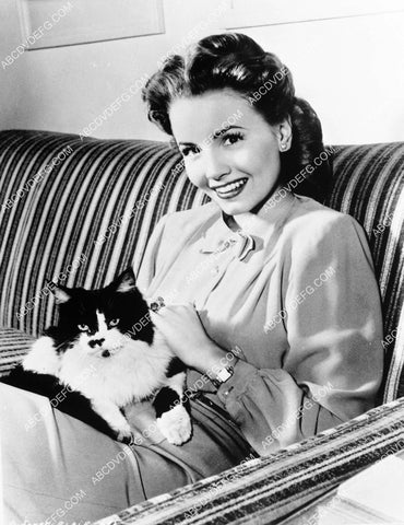 Janet Blair posing w her cat 8b20-20458