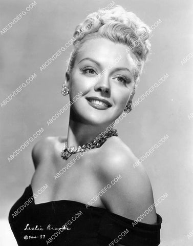 beautiful Leslie Brooks portrait 8b20-20476