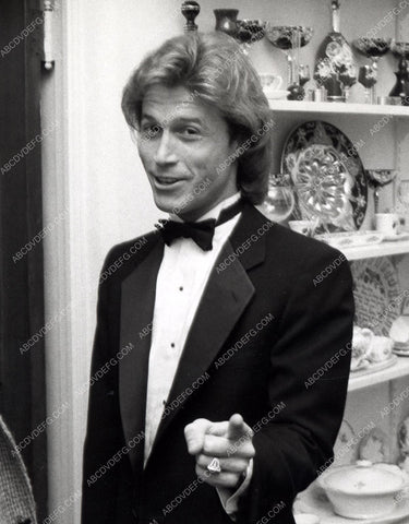 Andy Gibb in tuxedo say I Want You 8b20-2050