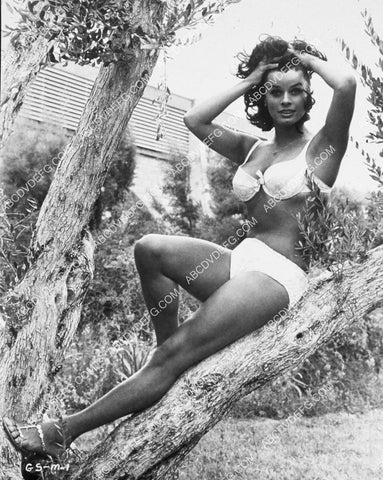 Senta Berger modeling her new bikini 8b20-20804