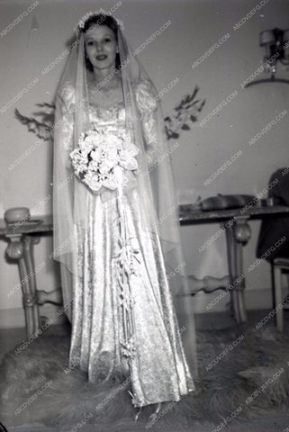 Anna Lee in her wedding gown 8b20-2445