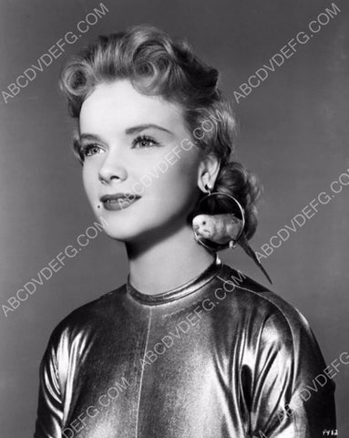 gorgeous Anne Francis with parakeet in hoop earring 8b20-2555