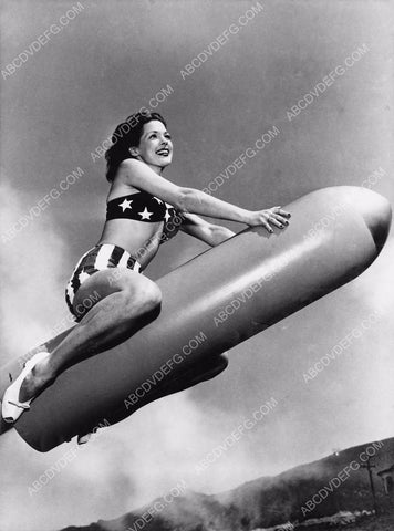 patriotic pinup Anne Gwynne riding a rocket to victory 8b20-2572