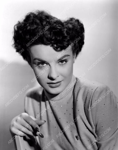 great Jean Peters portrait 8b20-2614