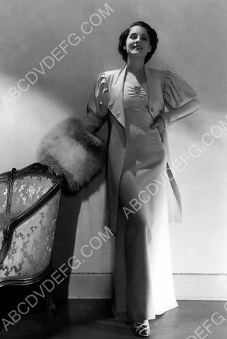 elegant Norma Shearer portrait 8b20-2665