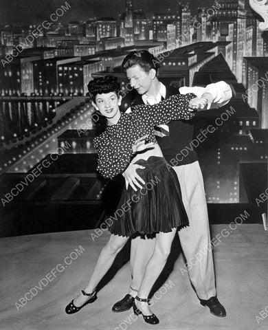 Donald O'Connor Peggy Ryand dance sequence 8b20-2696