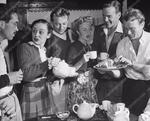 candid Anne Shirley serves coffee and pie to friends 8b20-2819