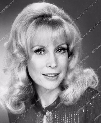 beautiful Barbara Eden portrait dp-3256