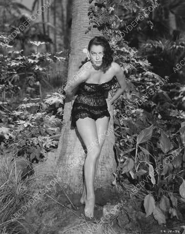 Ava Gardner is gorgeous in lingerie type swimwear 8b20-3920
