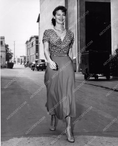 candid Ava Gardner strolls across the studio backlot 8b20-3935