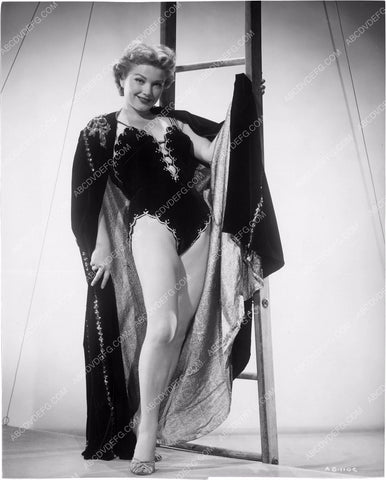 gorgeous Anne Baxter in circus trapeze girl outfit 8b20-4173