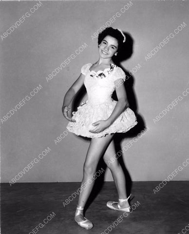 Annette Funicello rehearsing in her ballerina outfit 8b20-4371