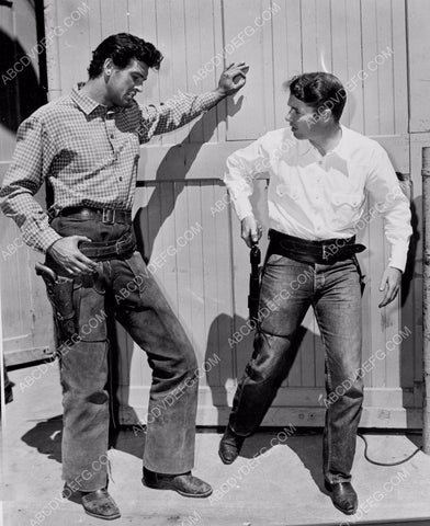 Rock Hudson Audie Murphy behind the scenes 8b20-4430