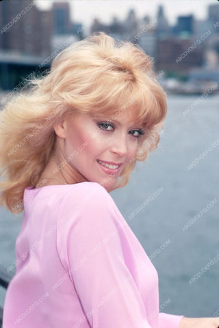 beautiful bombshell sisters Audrey Judy Landers pics 8b20-4497