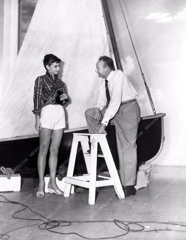 stunning Audrey Hepburn behind the scenes film Sabrina 8b20-4556