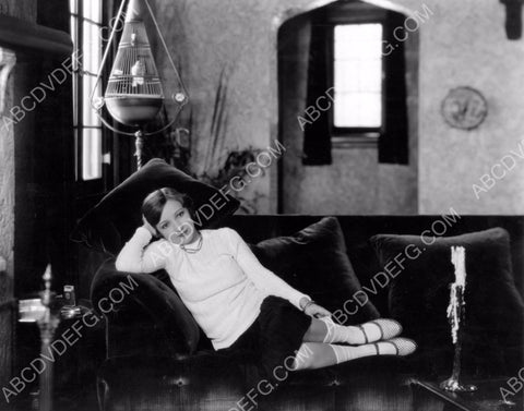 cool Bessie Love sitting on the sofa 8b20-4612