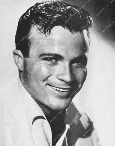 Barry Coe portrait 8b20-4653