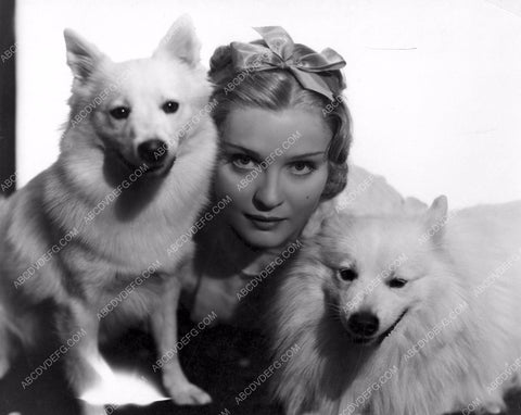 cute Betty Compson and her two dogs 8b20-4797
