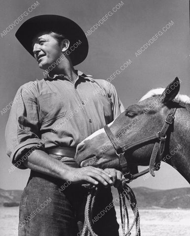 Robert Mitchum and his horse 8b20-5010