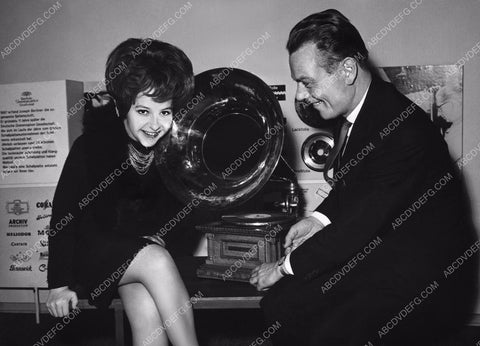 cool shot Brenda Lee listening to old school phonograph 8b20-5165