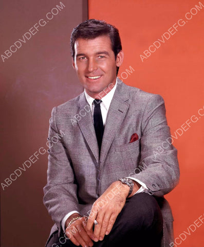 handsome Brian Kelly portrait 8b20-5199