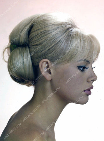 beautiful Britt Ekland profile portrait 8b20-5432
