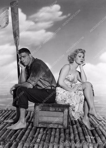 Burt Lancaster Virginia Mayo lost at sea on a raft 8b20-5586