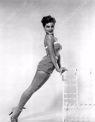 gorgeous Debra Paget in sexy pinup pose 8b20-5714
