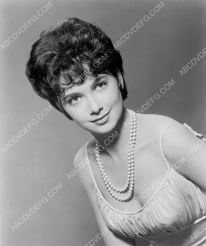 just beautiful Suzanne Pleshette portrait 8b20-5821