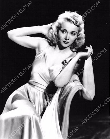 gorgeous Carole Landis portrait 8b20-5928