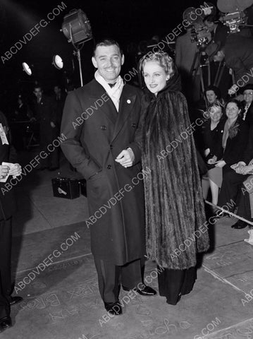 Clark Gable Carole Lombard arrive at Academy Awards 8b20-6052