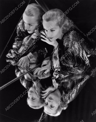 Carole Lombard bouncing off a few mirrors 8b20-6110