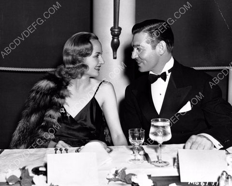 Carole Lombard Clark Gable out to dinner 8b20-6122