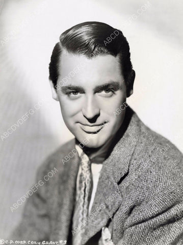 Cary Grant portrait 8b20-6187