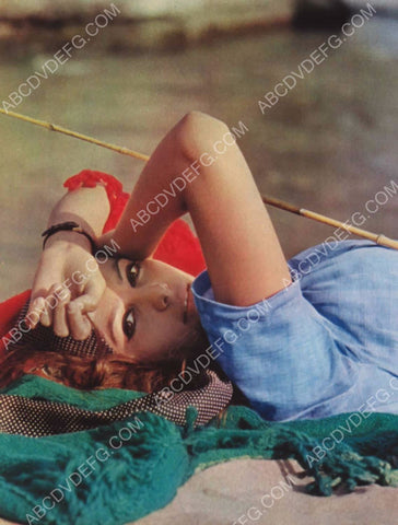 Claudia Cardinale pic 8b20-6443