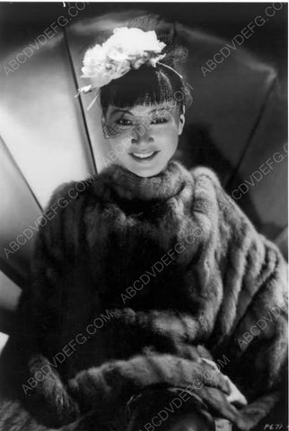 Anna May Wong in fur portrait 8b20-6606