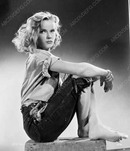 Anne Francis sporting the tomboy look 8b20-6670