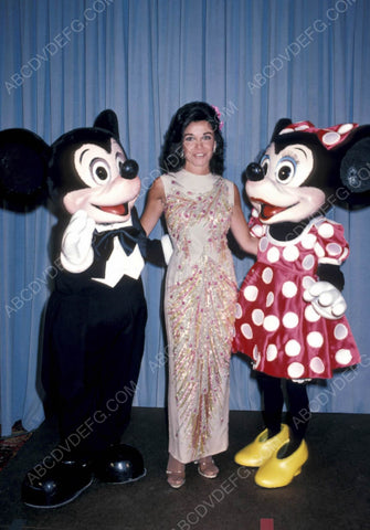 Annette Funicello greeted by Mickey & Minnie Mouse 8b20-6742